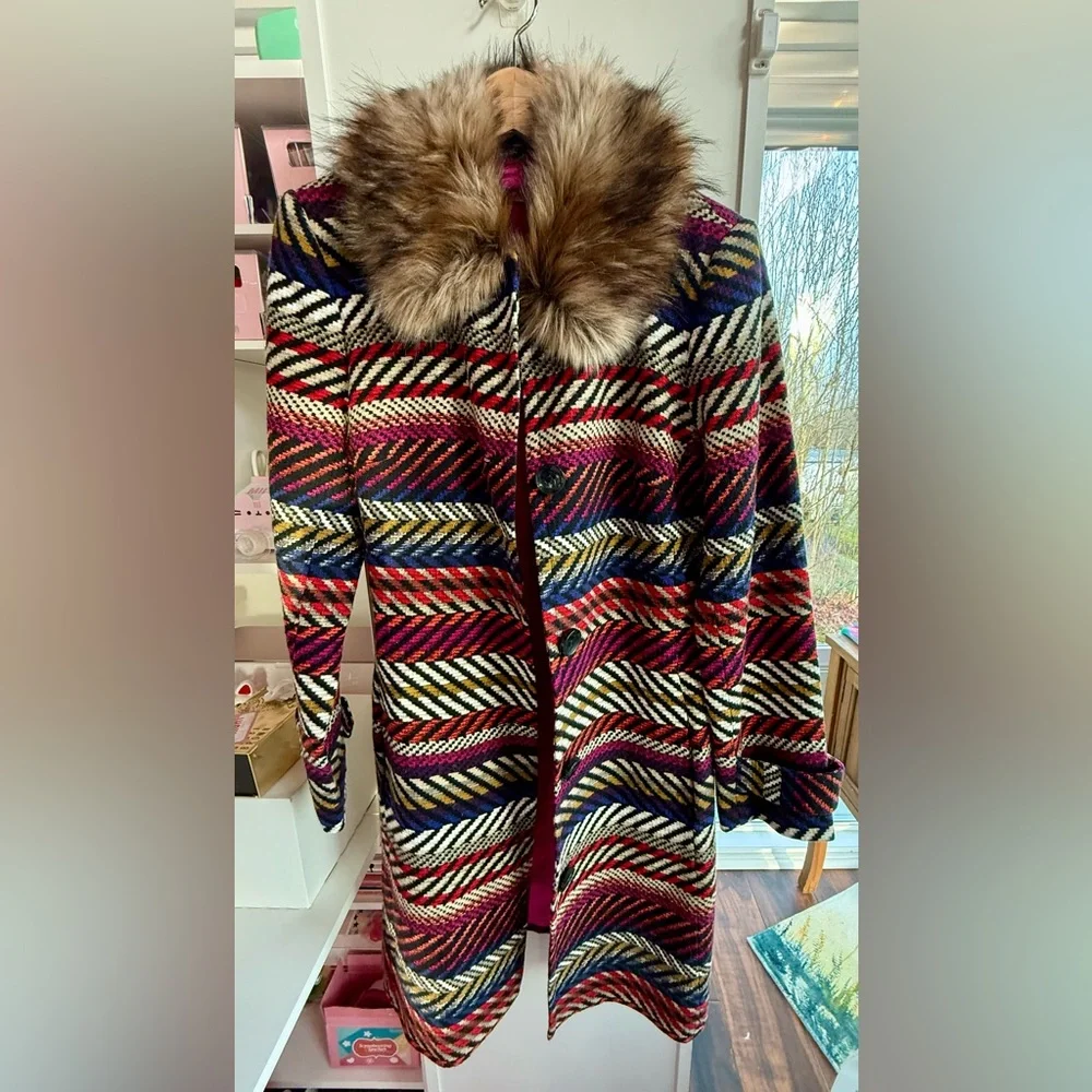Trina Turk NWOT Kendell Striped Jacket Faux Fur Collar Size 6